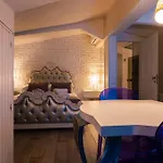 Suitefrattini Private Affittacamere 4*